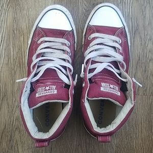Converse mid top sneakers- mens 7.5/womens 9.5